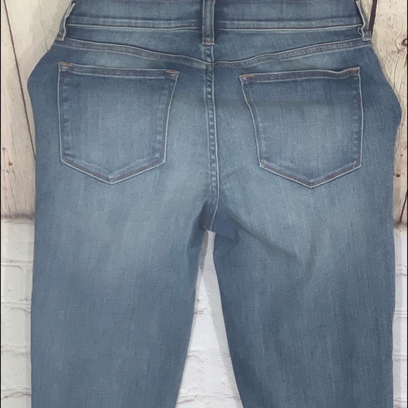 J Crew Women’s Jeans with Stretch - Picture 7 of 7